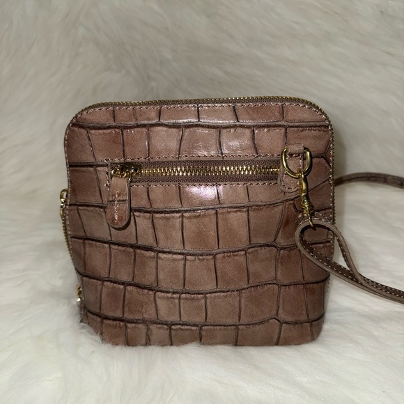 Chic Crocodile-Embossed Brown Crossbody Bag - Picture 3 of 5